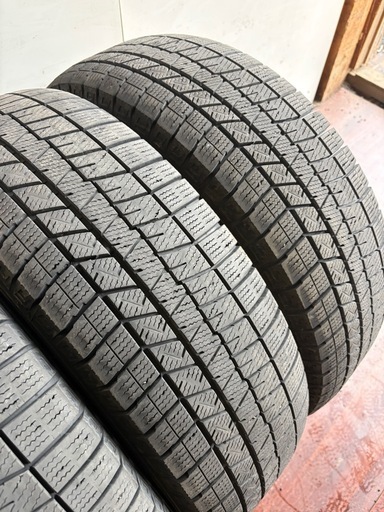 215/70/15冬ダンロップ