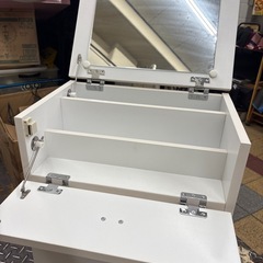 美品　鏡台　コスメワゴン　キャスター付キャビネット　ベッドサイド収納の画像
