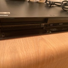 【中古美品】東芝 レグザ ブルーレイ　REGZA DBR-W1008 HDD/BDレコーダーの画像