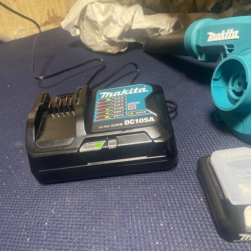 マキタ　充電式　ブロアー