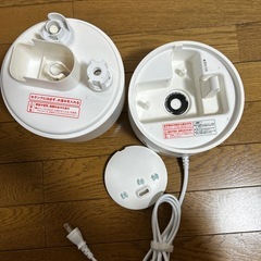 ホワイト 置き型加湿器 ミスト調整機能付き　ニトリ2019の画像