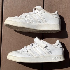 子供用　adidas 19cm 使用頻度少ないの画像