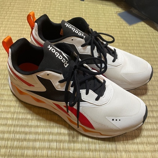 29cm Reebok ランニングシューズ ホワイト/ブラック/オレンジ/レッド