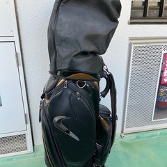 ゴルフ　キャディバッグ　NIKE ナイキの画像