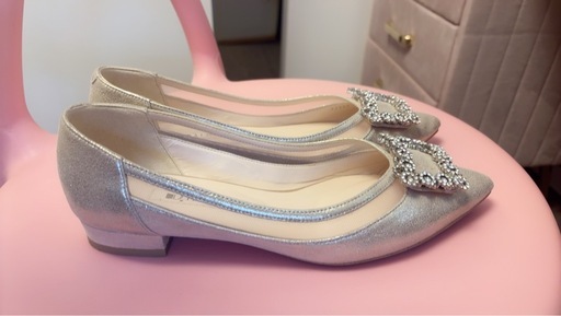 【美品】+ダイアナ DIANA ビジューつきフラット （ゴールドラム）24cm