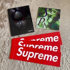 Supreme  ロゴ ステッカーの画像