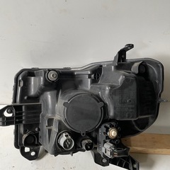 [美品] Daihatsu Wake ダイハツ ウェイク後期型 純正LEDヘッドライト 運転席側 中古相場¥17,000クレジット決済可の画像