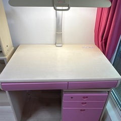学習机 女の子用の画像