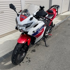 低走行 広島発 カスタム多数 HONDA CBR125R JC50 ホンダ 通勤 通学の画像
