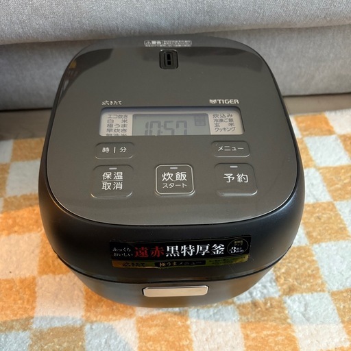 炊飯器 使用回数10回未満‼️タイガー2024年製
