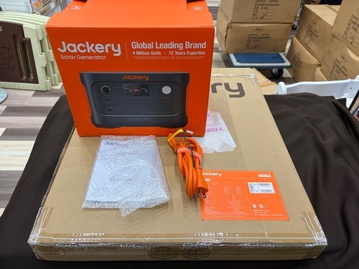 【ジャングルジャングル岸和田和泉インター店】ジャグリ ポータブル電源600Plus JE-600C コンパクト アウトドア 家電 和泉