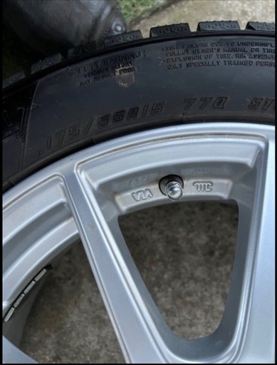 美品！15インチアルミ ＆ ヨコハマ アイスガード iG60 4本セット（185/60R15）