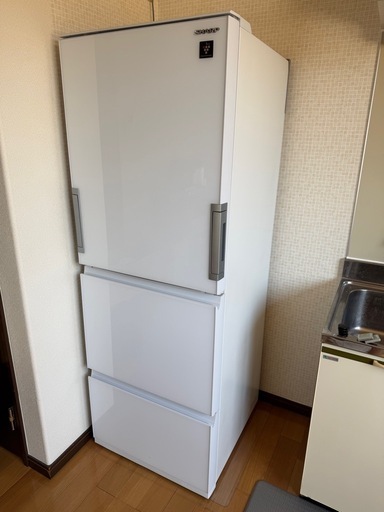  冷蔵庫シャープ プラズマクラスター350L  
SJ-GW35J