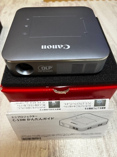 【初期化済】Canon ミニプロジェクター C-13W（Android搭載）