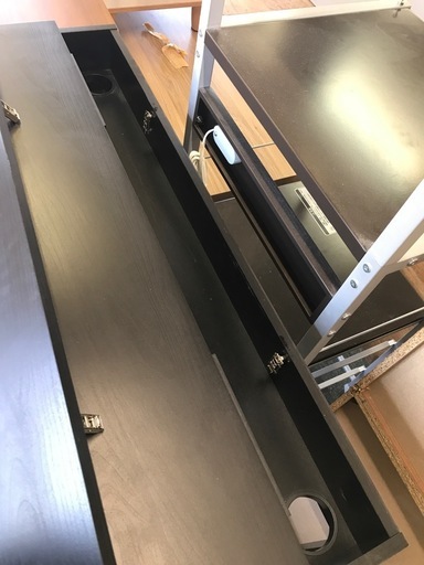 ジャングルジャングル貝塚店　IKEA イケア　デスク　お洒落　貝塚市　岸和田市　泉佐野市　泉南市　阪南市　リサイクルショップ