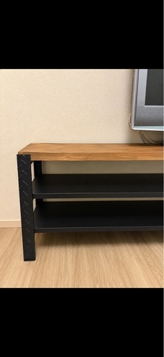 天然木のテレビ台