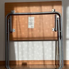 折畳式テーブル「幅750×奥行500×高さ720mm」の画像