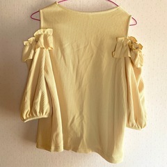 COLZA honeys ハニーズ 肩あき フリル袖 トップス Lサイズの画像