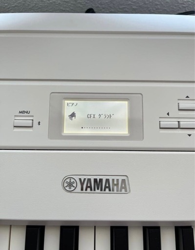 超美品 P-525 WH YAMAHA電子ピアノ 椅子とスタンド付