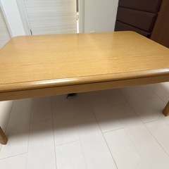 テーブル兼こたつの画像
