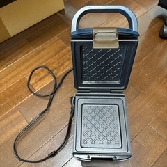[中古] レコルト ホットサンドメーカー プレスサンドメーカー プラッド ネイビー【0円】の画像