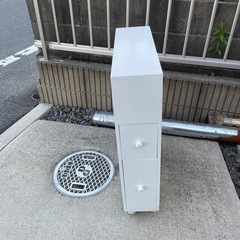 トイレ収納の画像