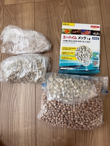 アクアリウム用品まとめ売り エーハイム 外部フィルタークラシック2211　TRIANGLE LED VIVID300 REVEX リー