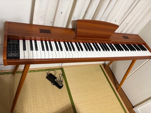電子ピアノ