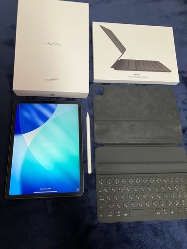 iPad Pro11インチ(第2世代)&Apple Pencil&純正キーボード※最終値下げ※23日土曜日に取引出来る方限定で5万円で