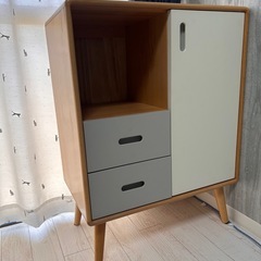 モダン木製キャビネット ホワイトグレーの画像