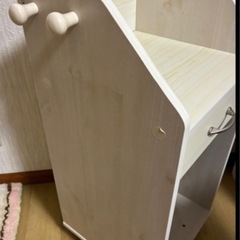 ランドセルラック白の画像