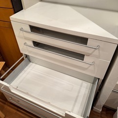 食器棚　ホワイトの画像