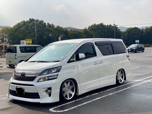  20ヴェルファイア  ゴールデンアイズ
