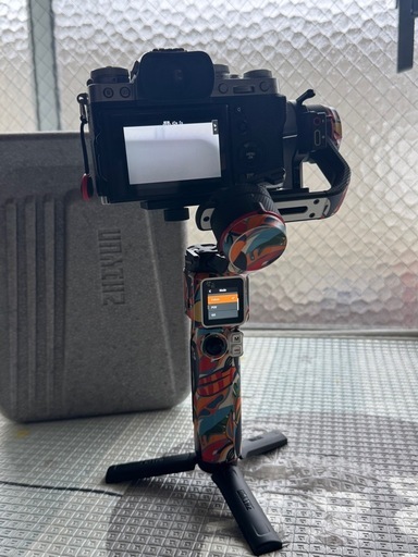 ZHIYUN CRANE M3  camera  gimble 
