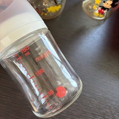 Pigeon哺乳瓶のと乳首のセットの画像