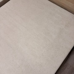 シモンズベッドマット&ベッドフレーム の画像