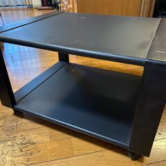 キャスター付きテレビ台の画像