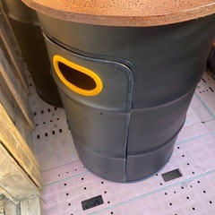 手作りドラム缶テーブルチェアーセットの画像