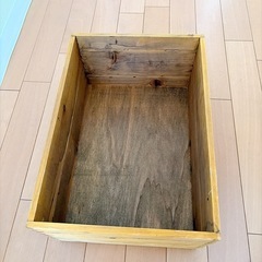 木箱2つの画像