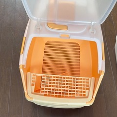 猫トイレまとめ売りの画像