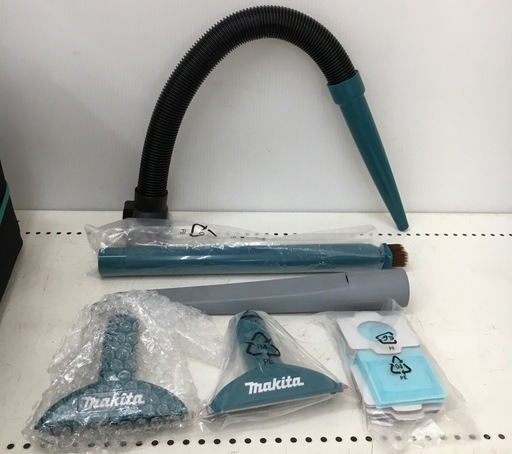 【未使用】【店頭引取限定】MAKITA 充電式クリーナー CL184D 18V 27,500円