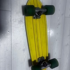 GLOBE スケボー 黄色 yellow ペニー pennyの画像