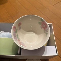 カラフルフラワーボウルセットの画像