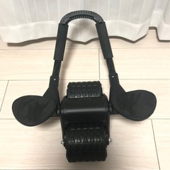 フィットネスバイク&腹筋ローラー　2点セットの画像