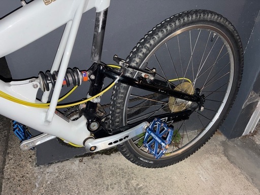 【希少】CANNONDALE SuperV700 フルサスMTB