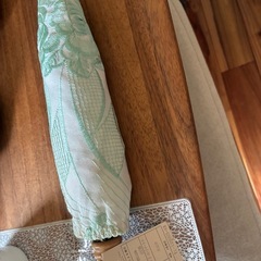 刺繍レトロな日傘の画像
