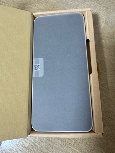 新品未使用 SIMフリー、一括購入、残債無し。 