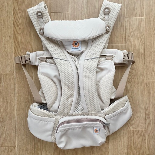 美品】エルゴベビー オムニブリーズ ナチュラルベージュ 美品】エルゴ