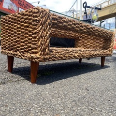 📣中古家具は朝霞市の当店へ‼️　アバカ素材　ローテーブル　センターテーブル　ガラス天板　幅99　奥45　高39　㎝　　朝霞市　リサイクルショップ　ケイラック朝霞田島店　志木市　和光市　GM696の画像