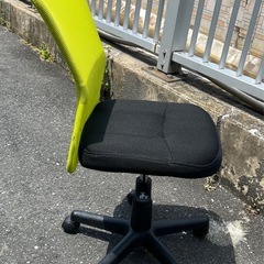 【874】
椅子の画像